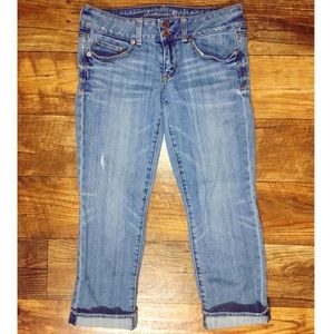 American Eagle cropped jeans